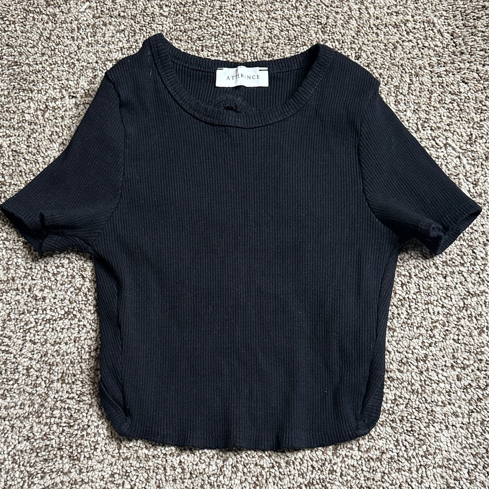 Attirance Black Ribbed Women's Top